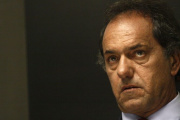 Scioli se mete a fondo en la pelea contra los carpinchos: les quiere aplicar una vacuna anticonceptiva para frenar su reproducción