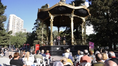 Hicieron trabajos de limpieza, pintura y albañilería en la glorieta de Plaza San Martín