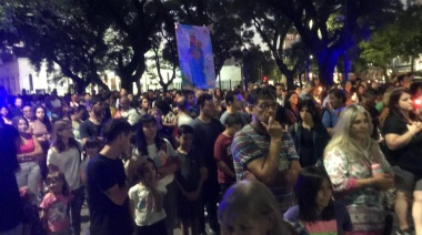 Una multitud participó del Viacrucis de las Comunidades que se realizó en el centro de La Plata