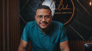 Dr. Heiner Brochero: líder en Turismo Médico y Diseño de Sonrisas en Colombia