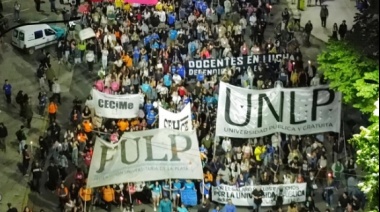 Tras la masiva marcha universitaria en La Plata, este jueves hay paro en la UNLP