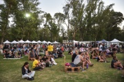 Al ritmo de Carinhosos, es despiden los "Domingos de Verano" en La Plata